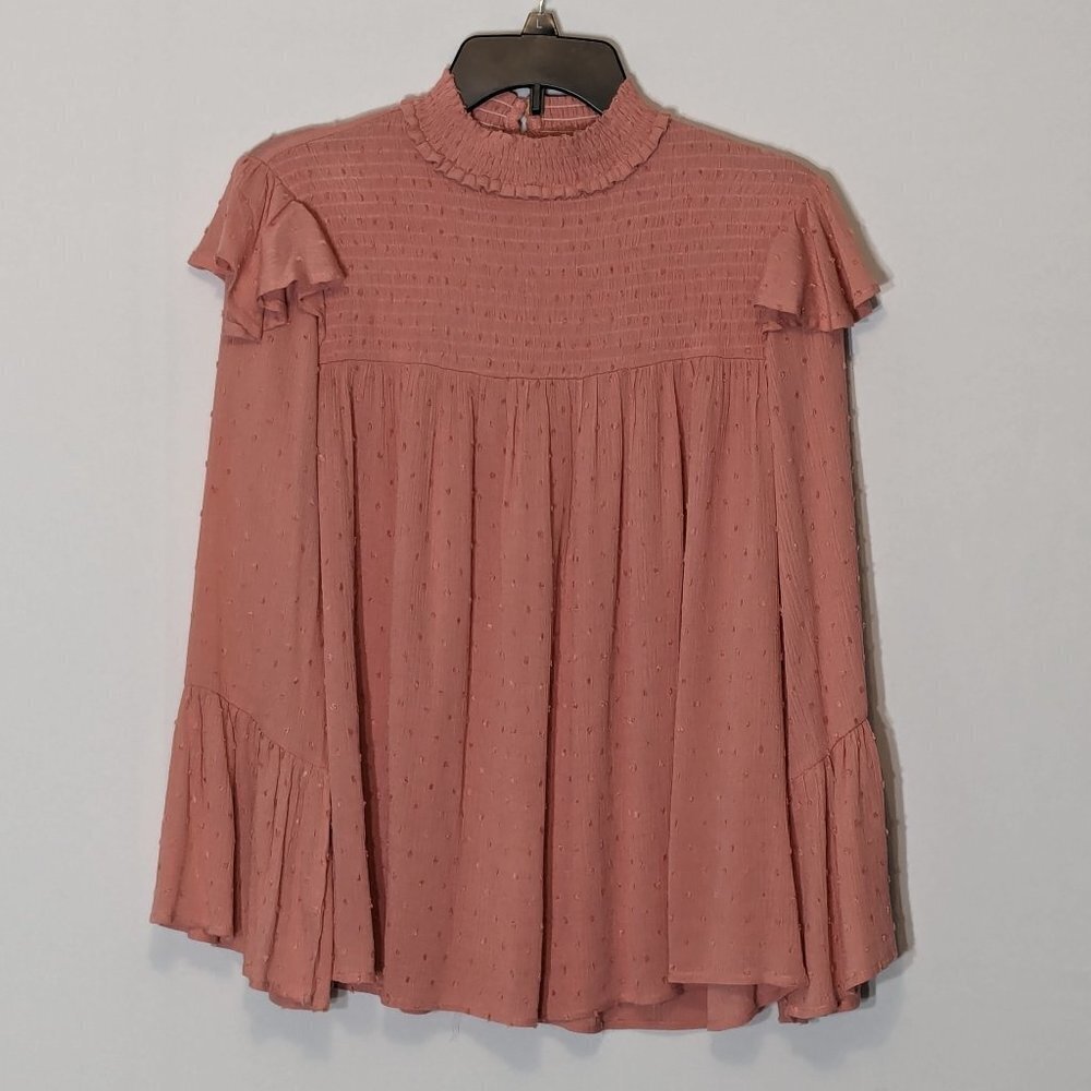 🌸Elegant Pink Ruffled Women's Top